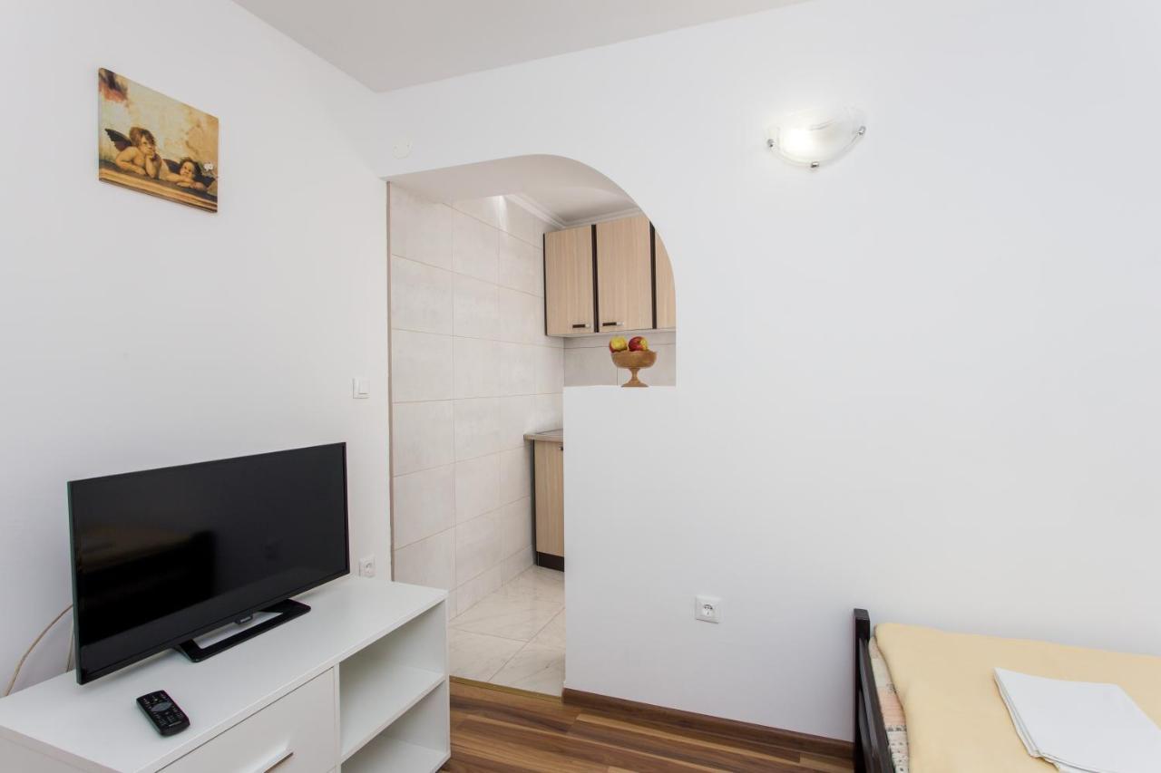 Apartments Djurkovic Mlini Exterior foto