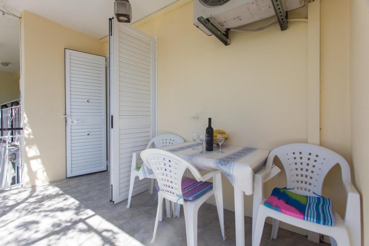 Apartments Djurkovic Mlini Exterior foto