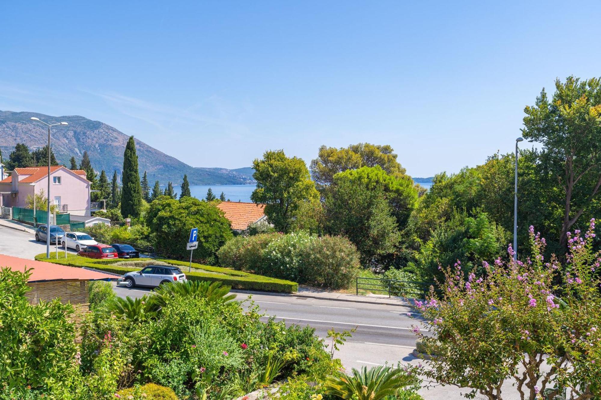 Apartments Djurkovic Mlini Quarto foto