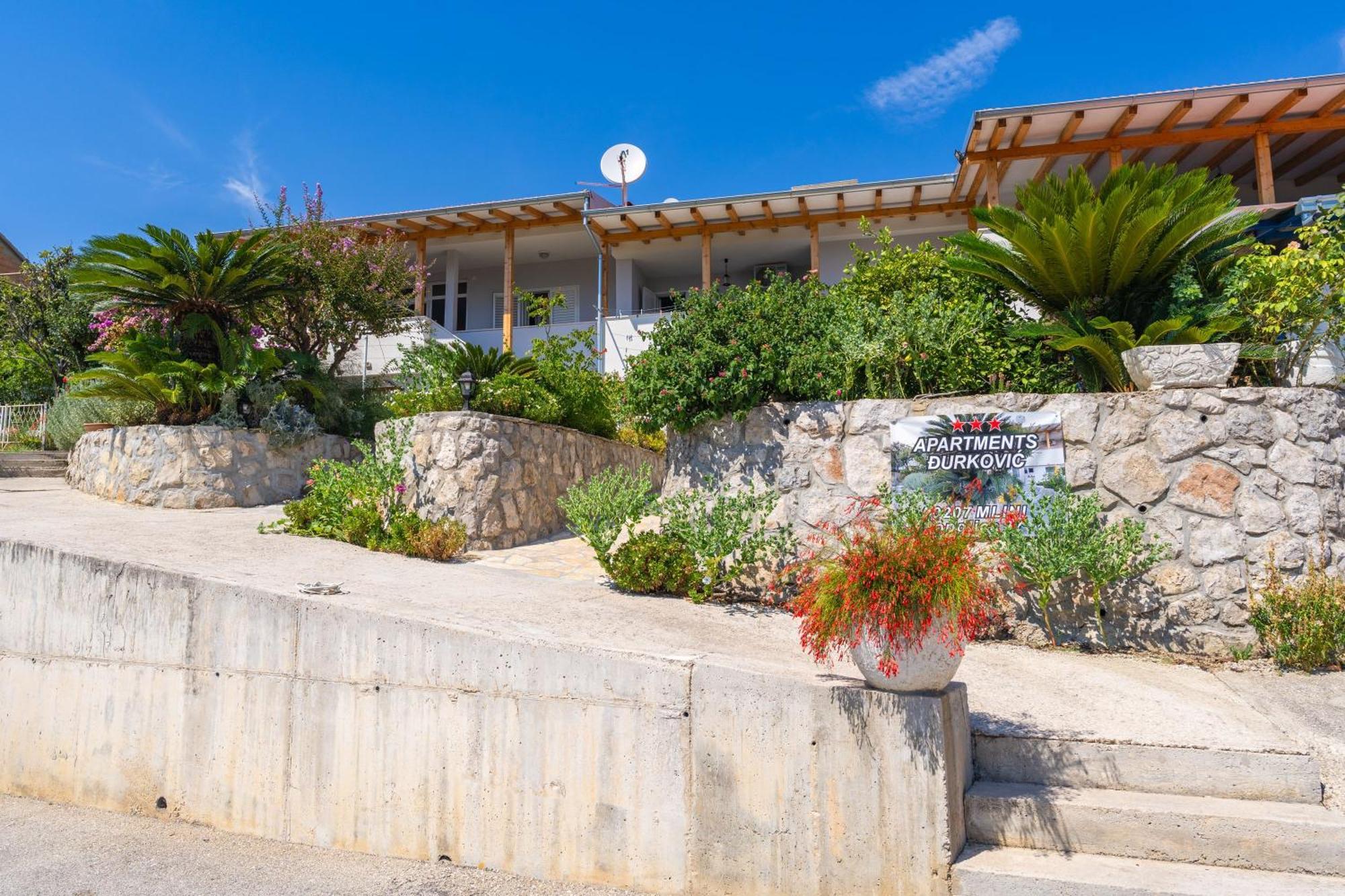 Apartments Djurkovic Mlini Quarto foto
